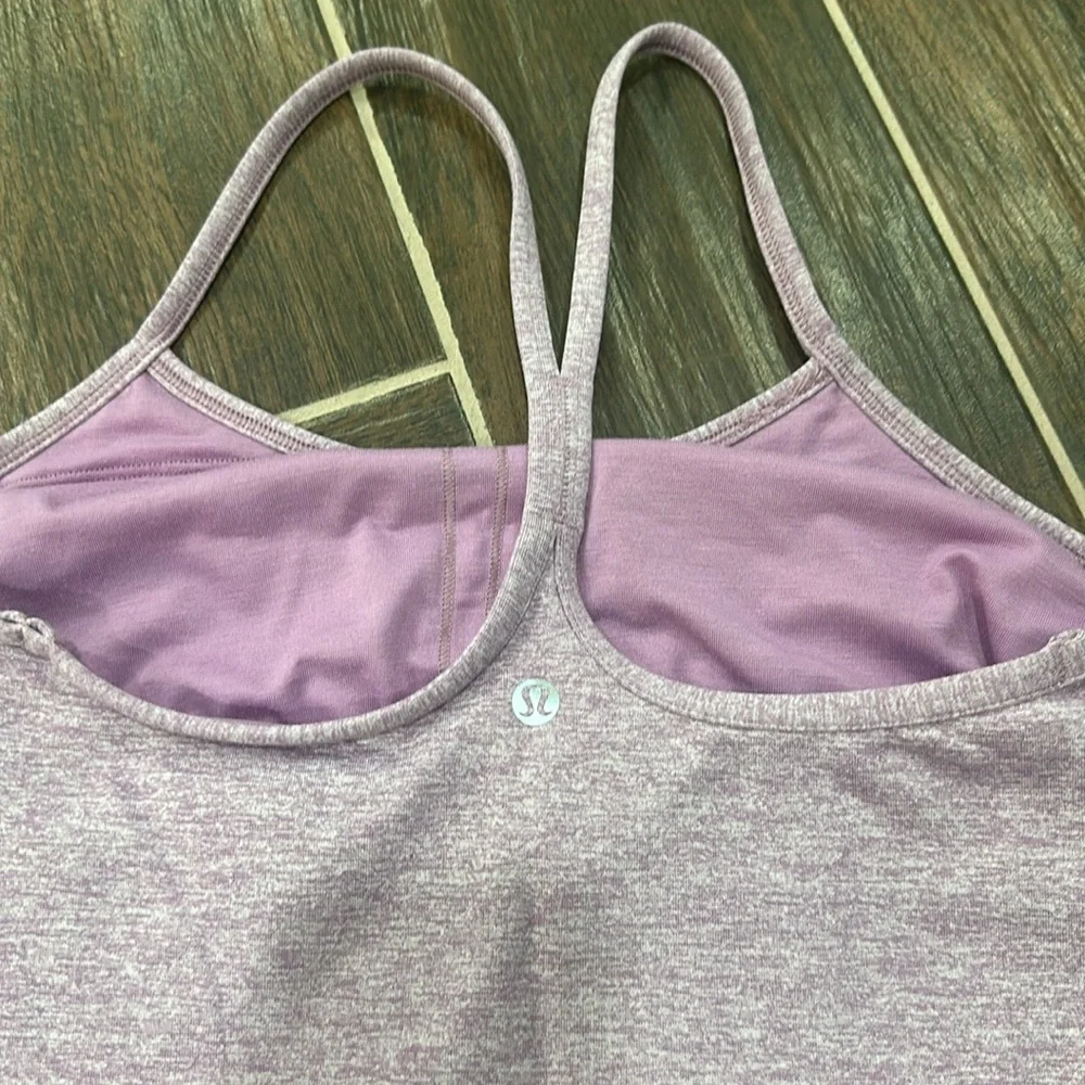 Lululemon - Picture 4 of 4